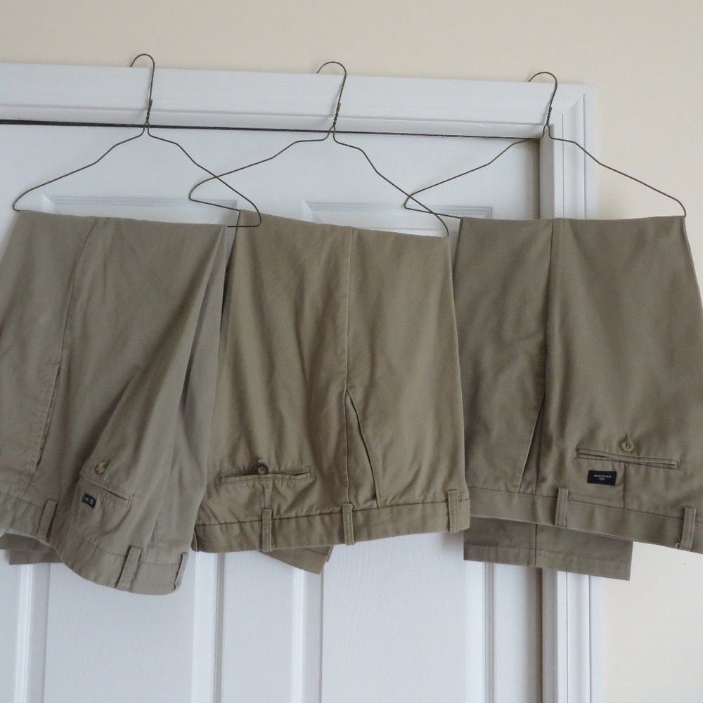 3 Pair of Mens Khaki pants CHAPS, IZON, DOCKERS  36 X 26.5